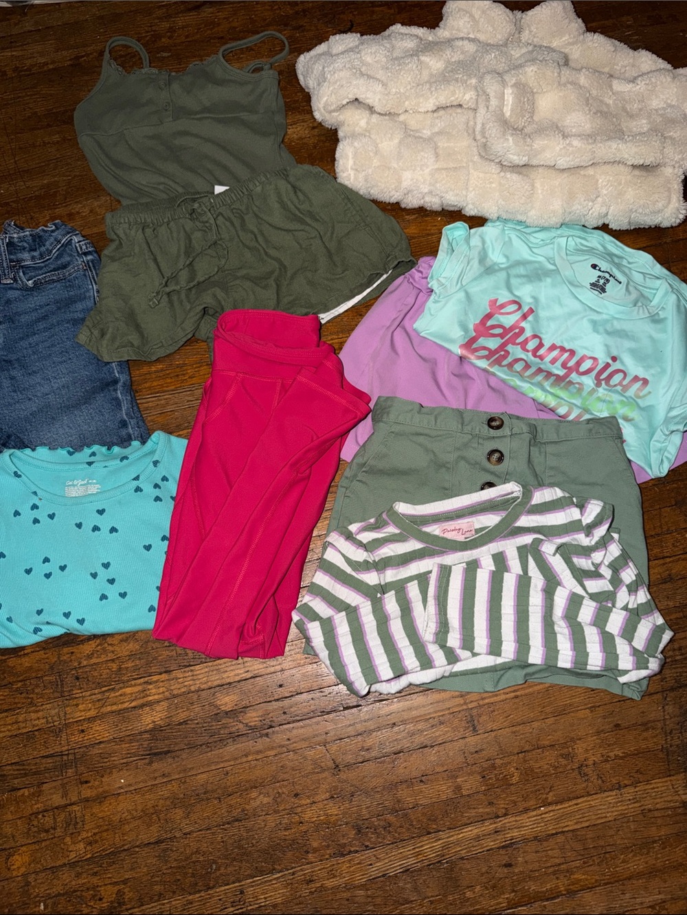 Girlβs size 8 Bundle 10 pieces